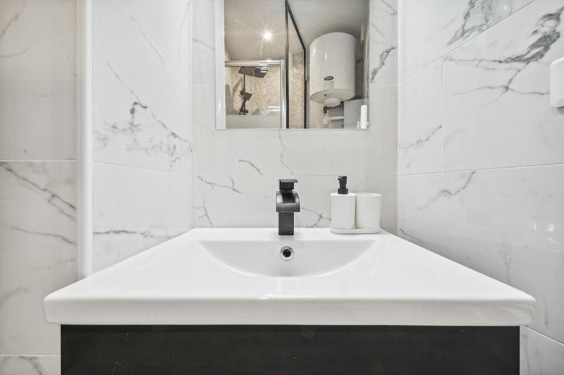 Superbe Appartement 2 Pieces Paris Bagian luar foto